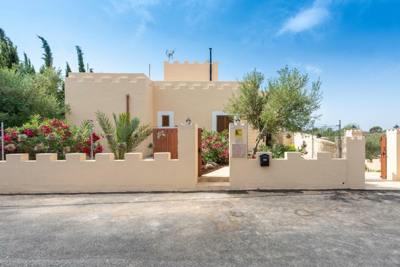 Castell Des Paradis Porto Petro  Exterior photo